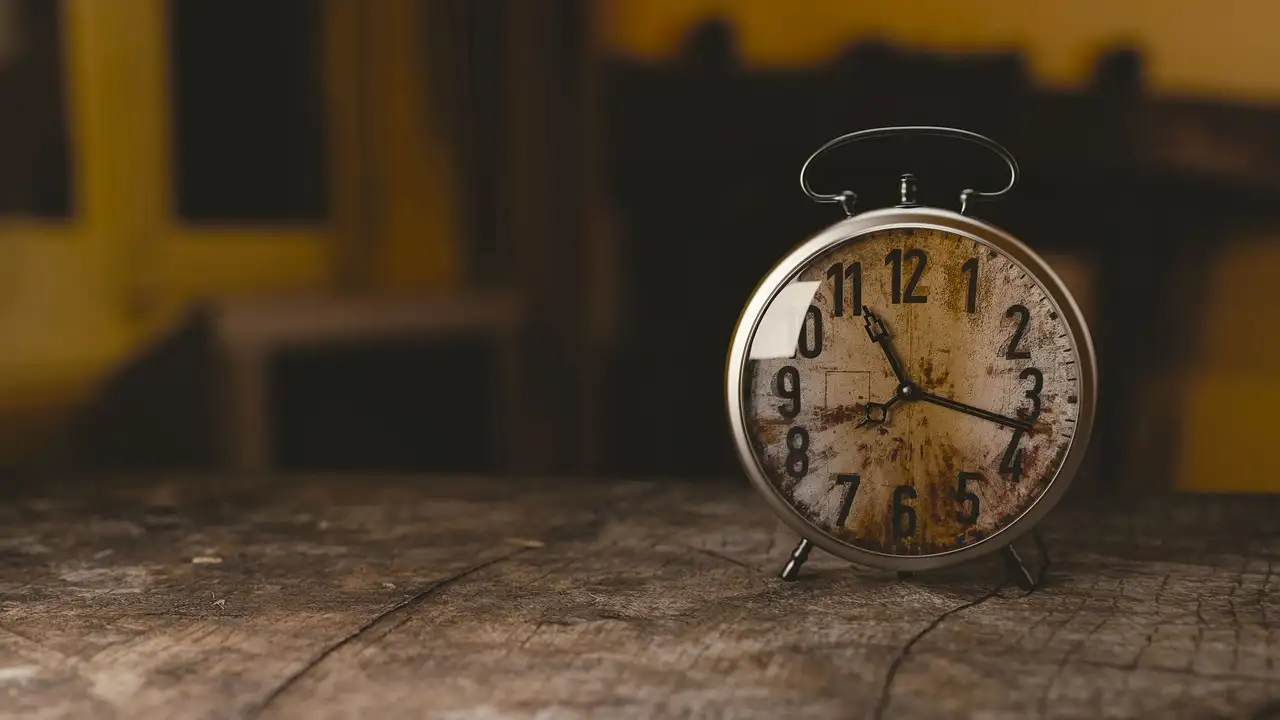 Senioren alarm horloge zonder abonnement